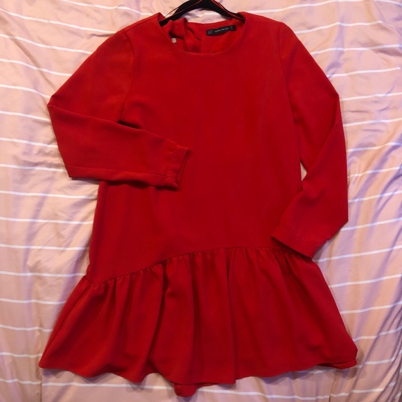 ZARA RED ROMPER / JUMPSUIT / ONE PIECE - Picture 3 of 7